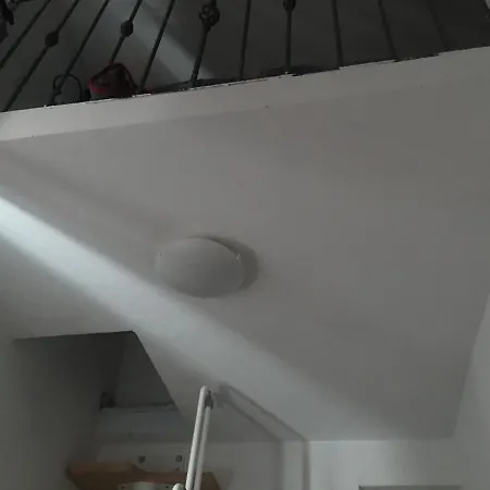 Na Tazzulel E Cafe Oda ve Kahvaltı