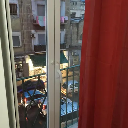 Na Tazzulel E Cafe 3* Napoli