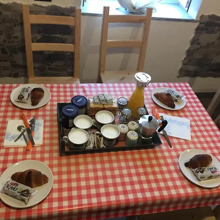 Bed & Breakfast Na Tazzulel E Cafe 2*