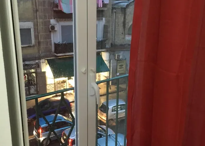 Na Tazzulel E Cafe 3* Νάπολη