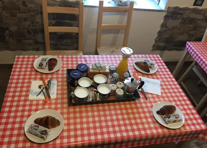 Bed & Breakfast Na Tazzulel E Cafe 3*